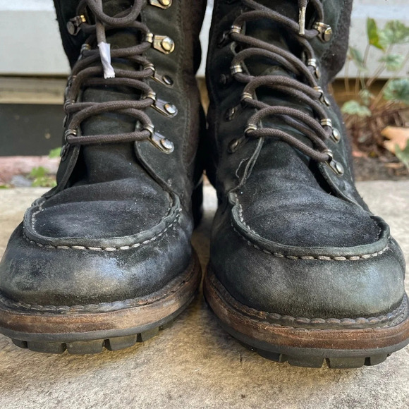 Chanel Black  Wool, Suede & Shearling Lace up Combat Boots, Size 39 - Picture 13 of 16